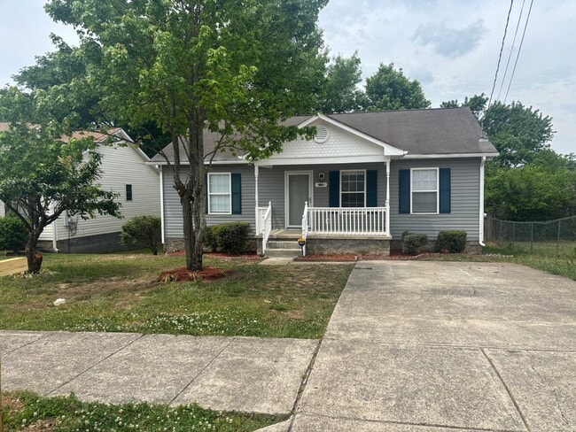 Building Photo - 3329D Moorewood Dr