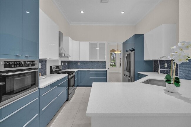 Building Photo - 16310 Paddock Ln