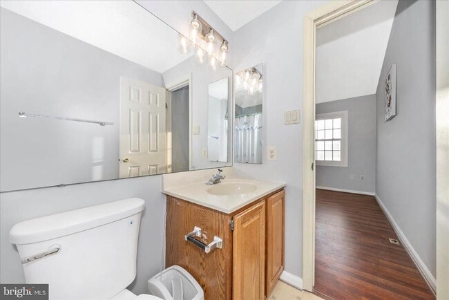 Building Photo - 6237 N Steamboat Way