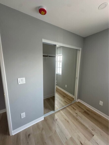 Building Photo - 13809 Actina Ave