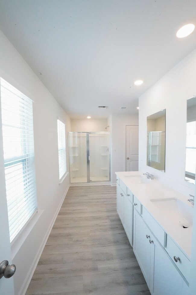 Building Photo - Available Soon!