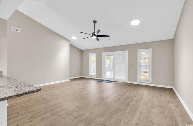 Building Photo - 4339 Baldwin Ave