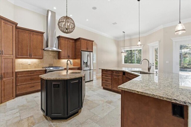 Building Photo - 7 Spanish Moss Ct