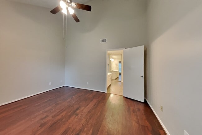 Building Photo - 22719 Garden Canyon Dr