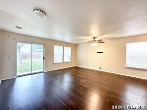 Building Photo - 2339 Mission Glory