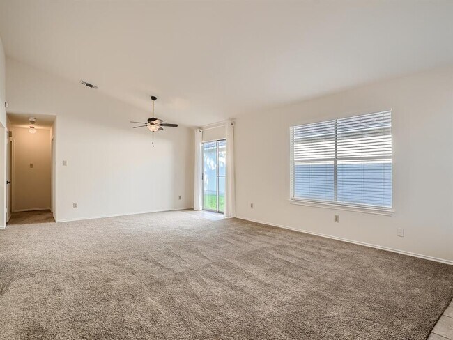 Building Photo - 5937 Kevin Kelly Pl