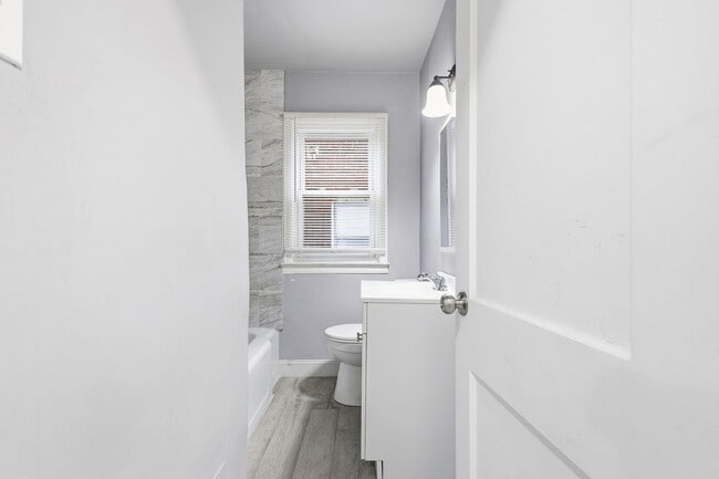 Building Photo - 1541 Washington Ave