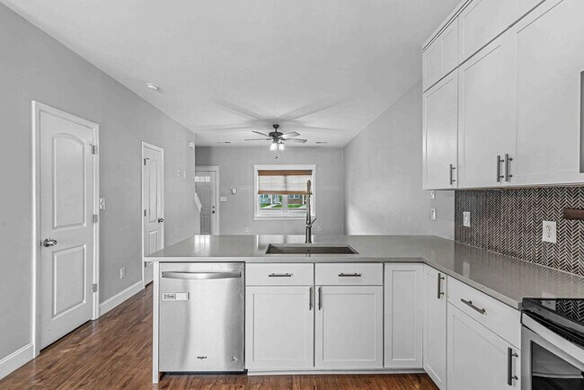 Building Photo - 110 Justice Farm Dr