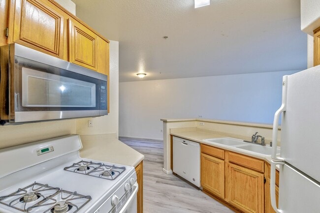 Building Photo - 7111 S Durango Dr