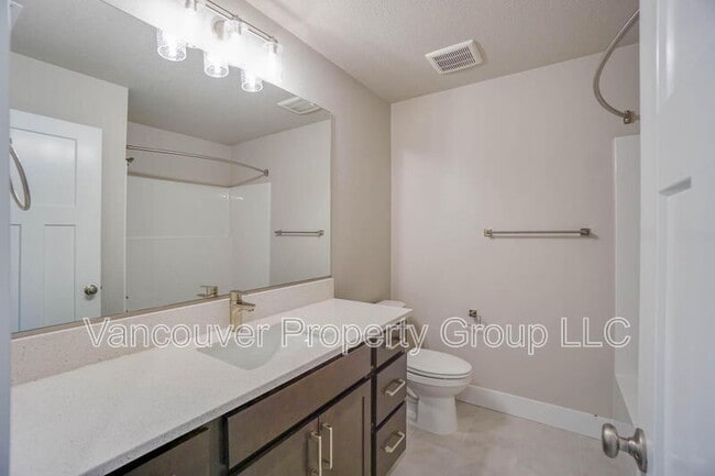 Building Photo - 313 E Caribou Ct