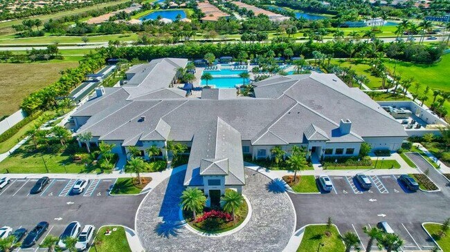 Building Photo - 12832 Veneto Springs Dr