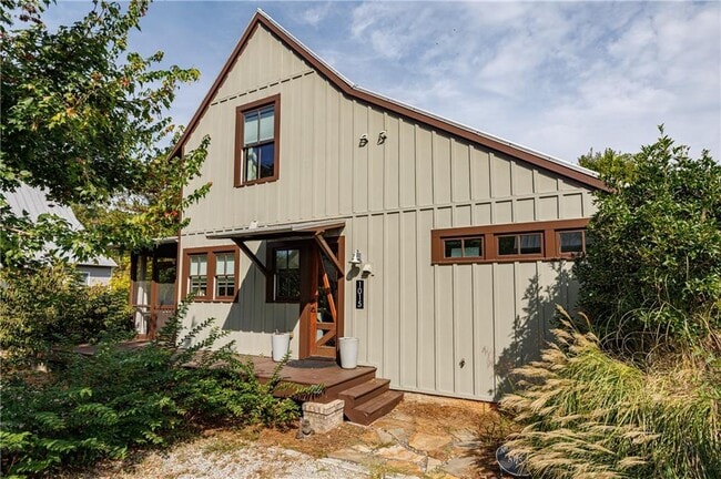 Building Photo - 1015 Loliver Ln