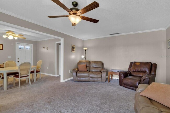 Building Photo - 3847 35th Way S