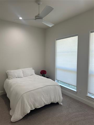 Building Photo - 128 Gdn Ct W
