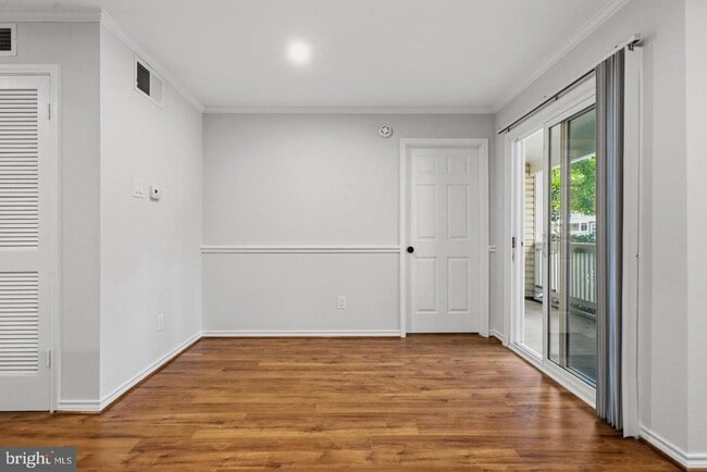 Building Photo - 1521 Lincoln Way