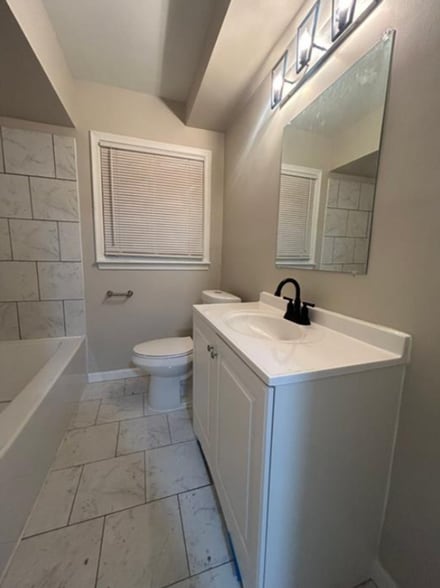 Building Photo - Fully Renovated 3-Bedroom Home – Move-In Ready for You!