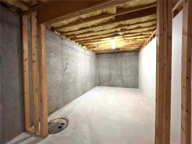 Building Photo - 8008 Revere Dr