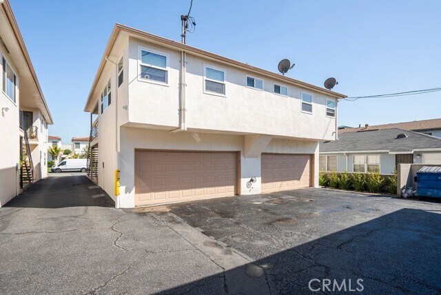 Building Photo - 107 N 1st St