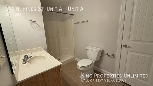 Building Photo - 144 N Hines St