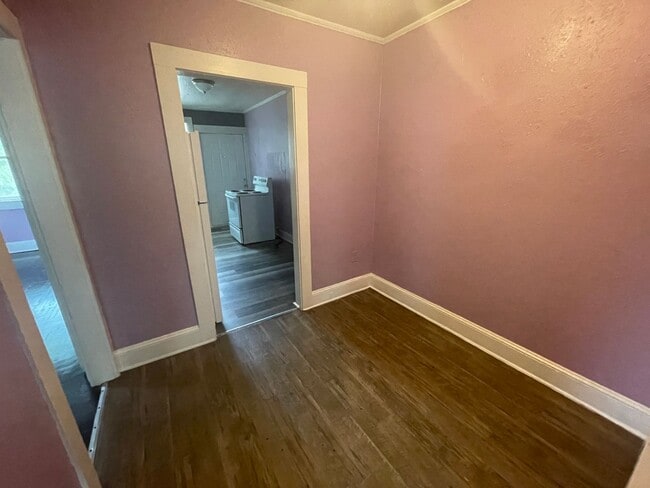 Building Photo - Affordable 1 Bedroom Apartment in Concord!!