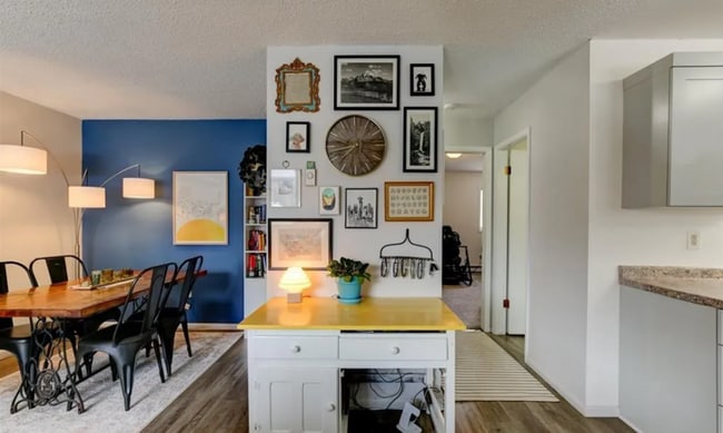 Building Photo - Condo for Rent in Downtown Livingston!