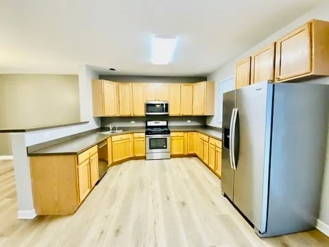 Building Photo - 613 N Hidden Prairie Ct