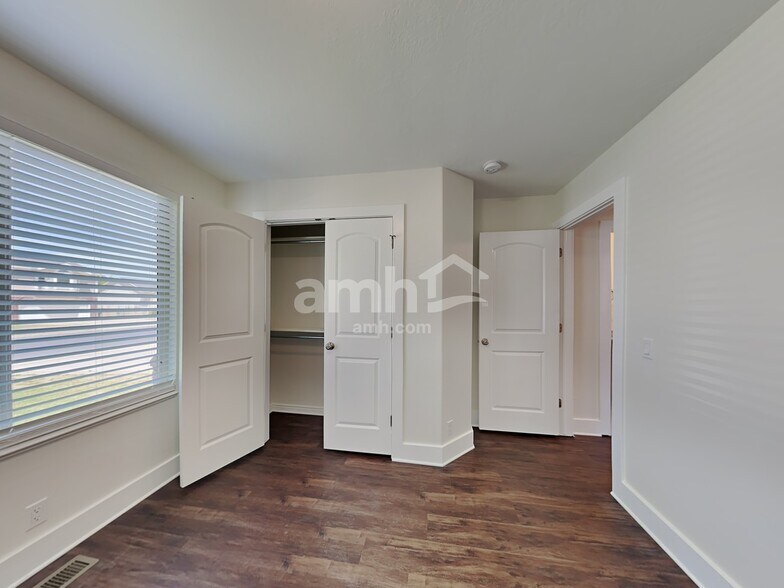 Building Photo - 416 N 3335 W