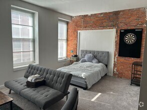 Building Photo - Welcome to Urban Elegance in the Heart of ...