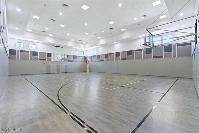 Building Photo - 4550 Kensington Cir