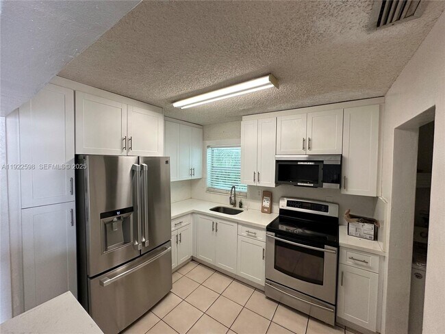 Building Photo - 5002 NW 189th Terrace