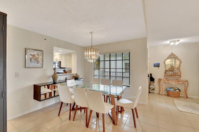 Building Photo - 15814 Loch Maree Ln