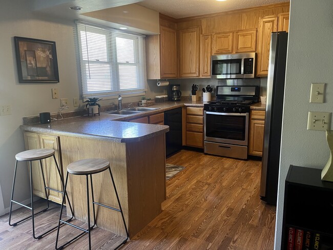 Building Photo - 114 E Liberty St