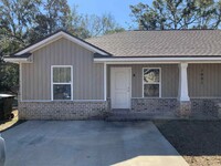 Building Photo - 1601 Blackwell Ln