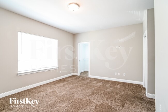 Building Photo - 8736 Aspinwall Dr
