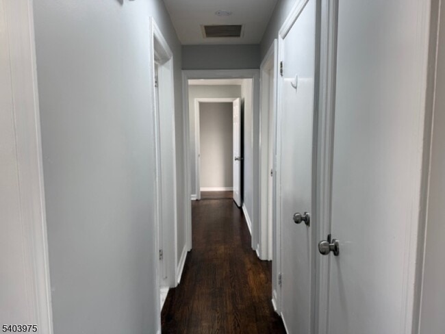 Building Photo - 10-06 1st St