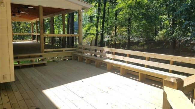 Building Photo - 5223 Davantry Dr