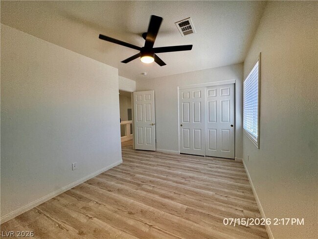 Building Photo - 10921 Calcedonian St