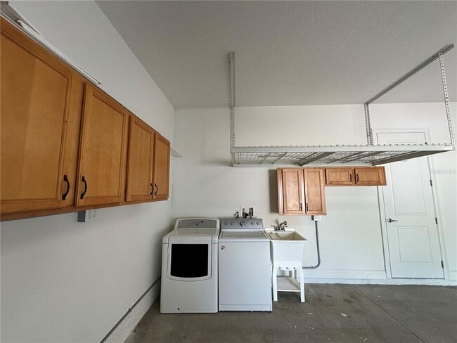 Building Photo - 15702 Shorebird Ln