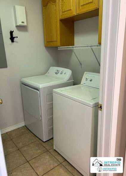 Building Photo - 180 Scrub Oak Dr