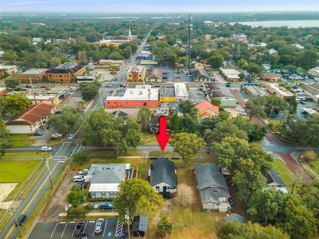 Building Photo - 911 S Missouri Ave