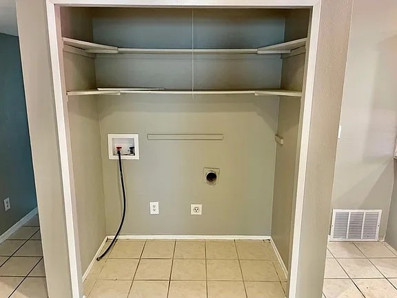 Building Photo - 2111 Croft Rd