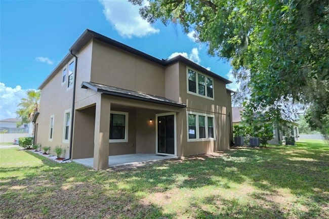 Building Photo - 1208 Oakcrest Dr