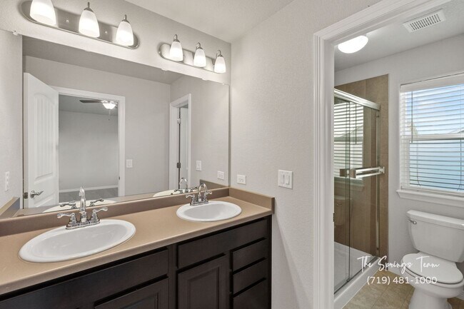 Building Photo - Spacious Saint Aubyn 4BD Lorson Ranch w/ A/C