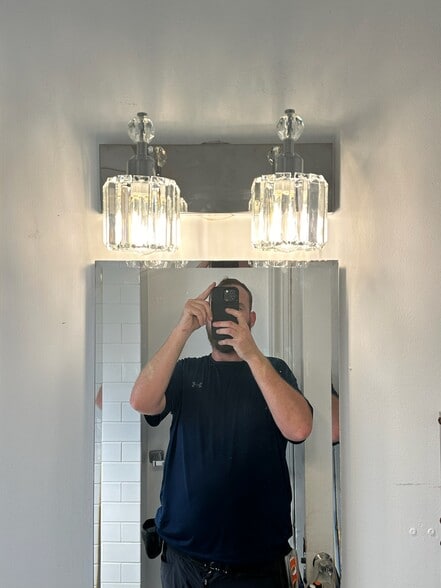 Bath vanity mirror light - 40 Ashland St