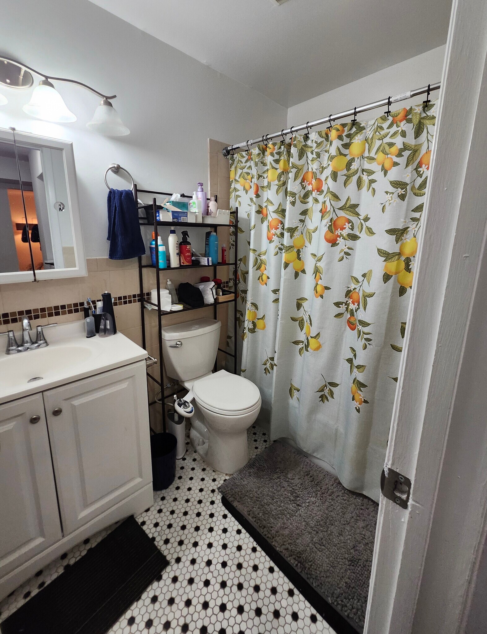 Building Photo - 4 Union Ave