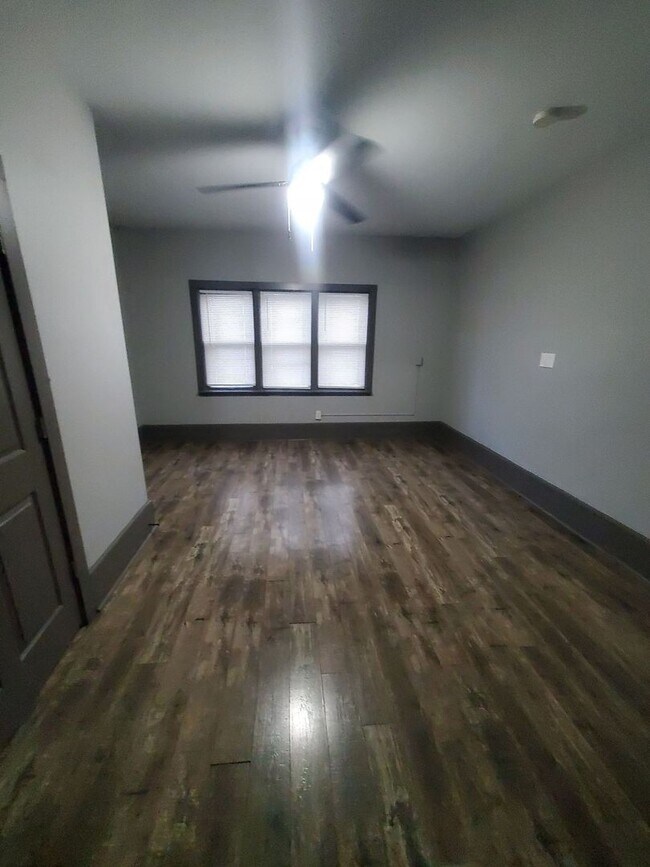 Building Photo - 1505 S 3rd St