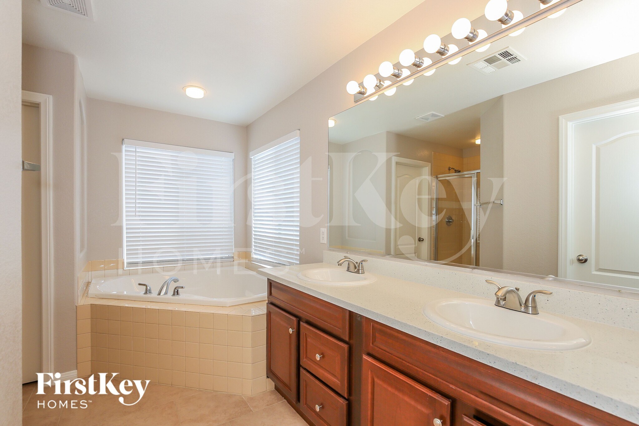 Building Photo - 7616 Highland Pony St