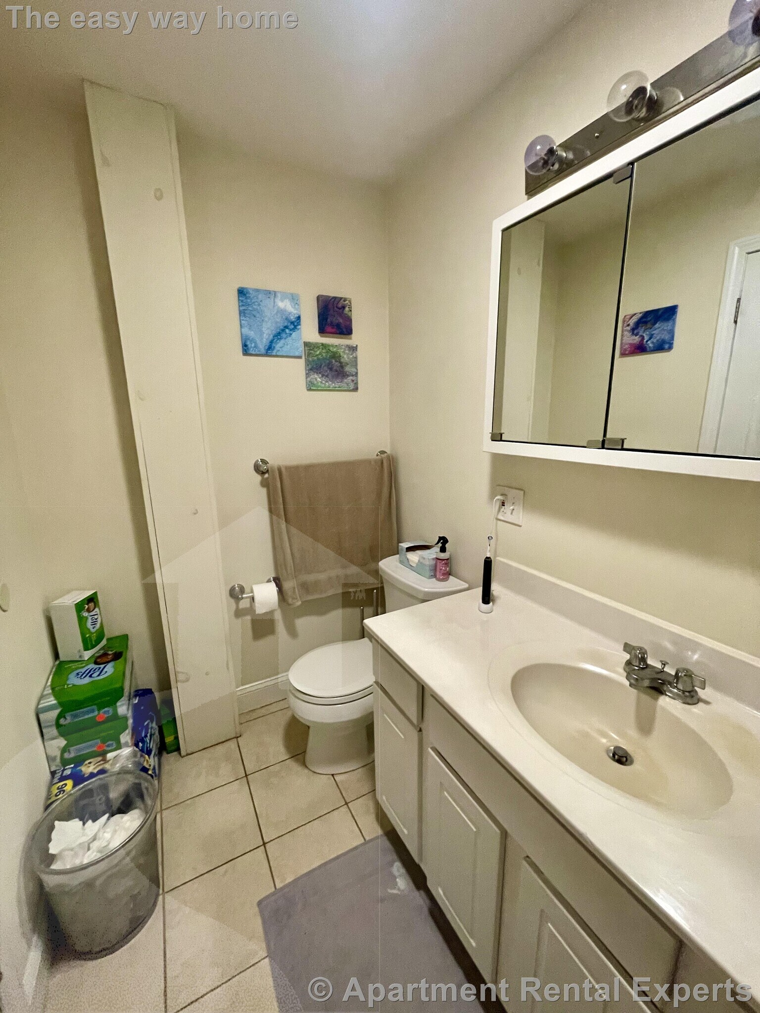 Building Photo - 385 Columbia St