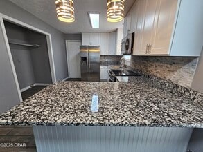 Building Photo - 3707 Burnham Way