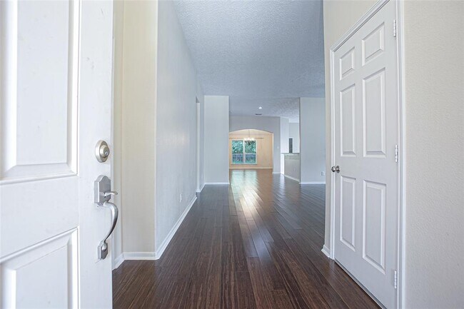 Building Photo - 13335 White Ibis Dr